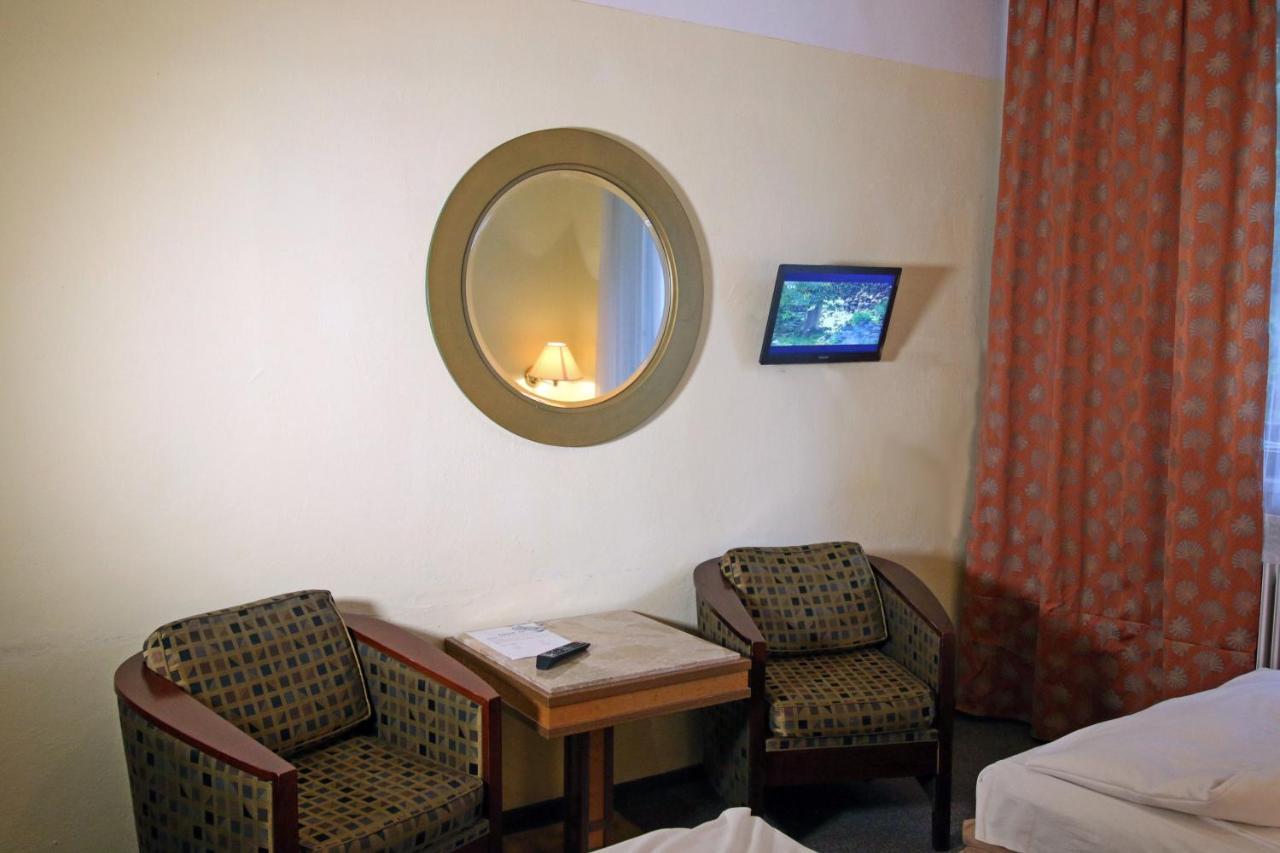 Hotel Medlov Depandance Frysava ภายนอก รูปภาพ
